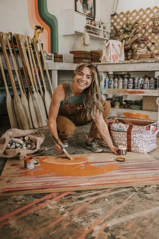 FEMMES À L'OUVRAGE :  DANI VONSHWEETZ