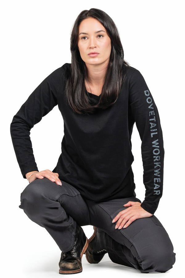 GO TO™ Long Sleeve V-Neck T-Shirt in Black
