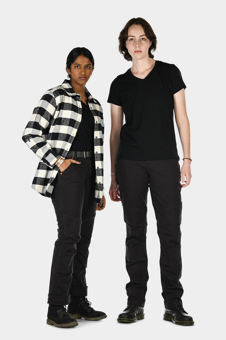 Meghna, 5'5, is wearing 6/32, and Aleisa, 6'0, is wearing 8/32.  